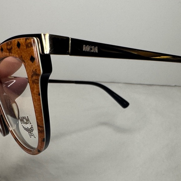 MCM Gold Textured Accessory - Picture 7 of 16